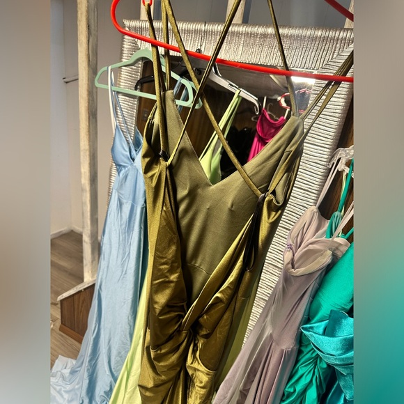 Size small - Picture 5 of 5